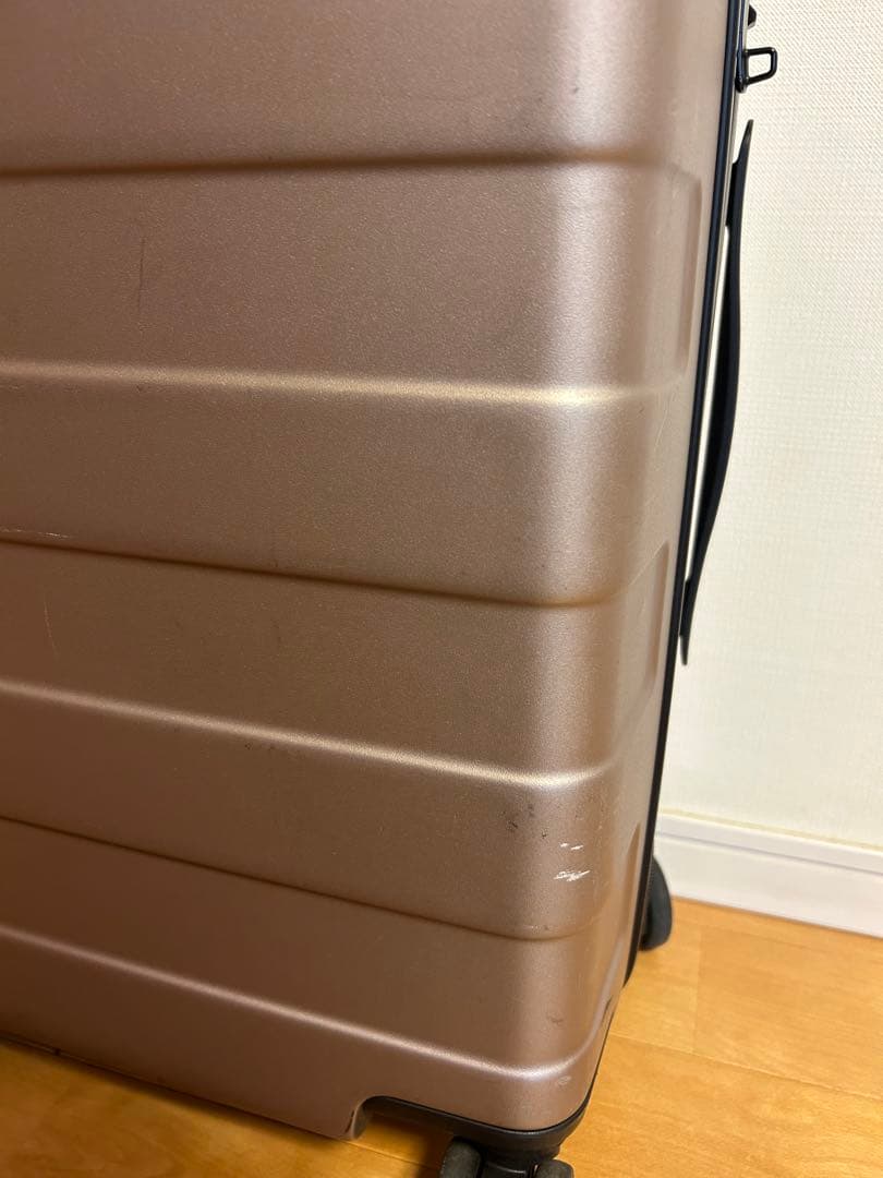 無印良品　バーを自由に調節できる　ハード キャリーケース（３６Ｌ）