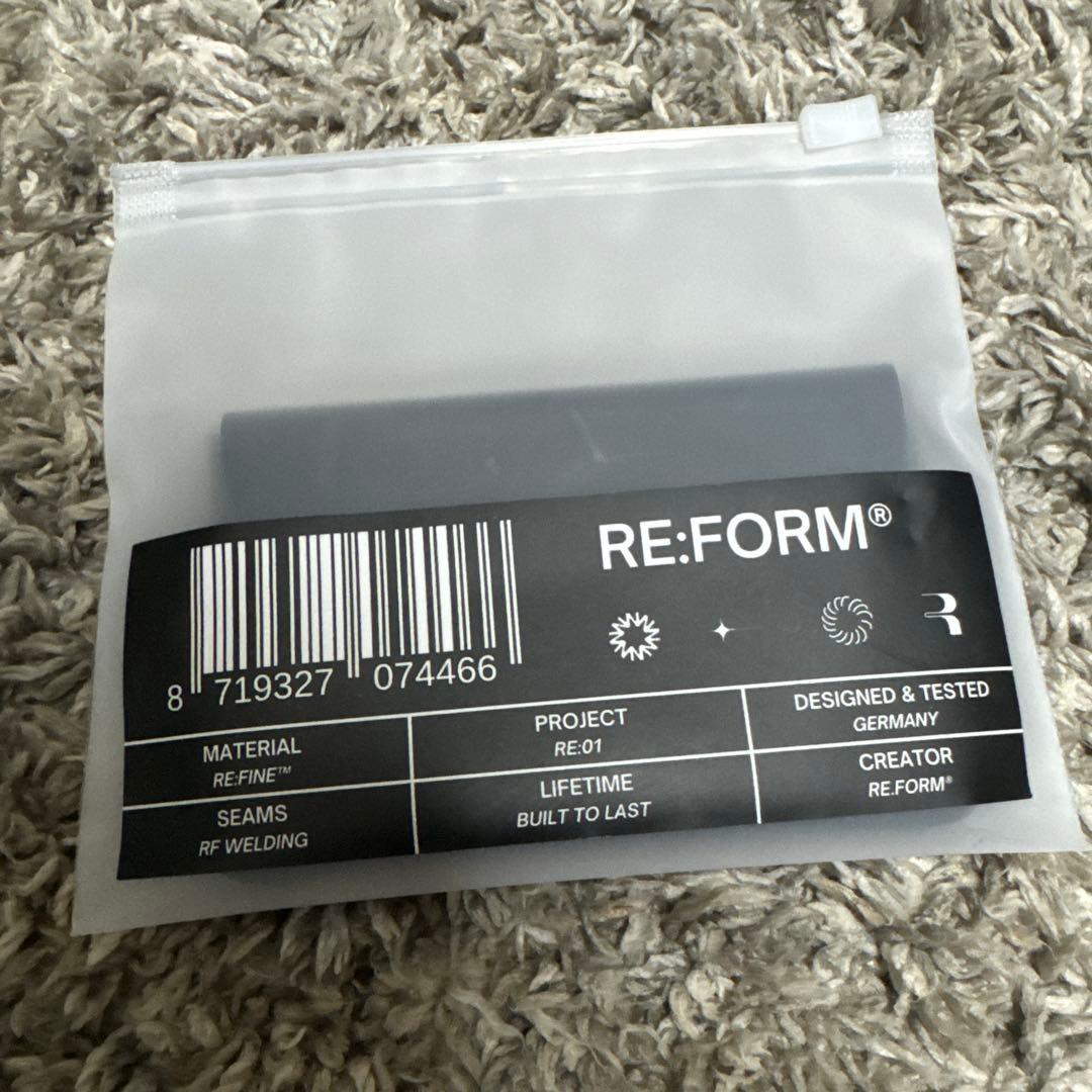 RE:FORM® RE:01 ミニマリストウォレット 財布