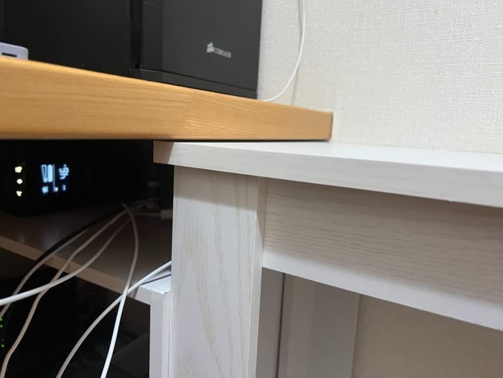 スリムな形状が特徴 コンソール 様々な使い方 サイドテーブル