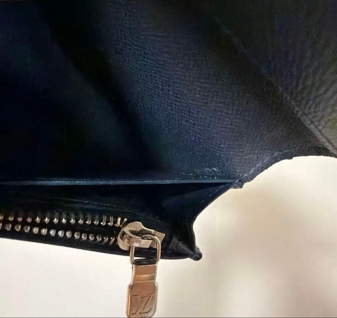 ルイヴィトン タイガ 財布　ダークネイビー Louis Vuitton