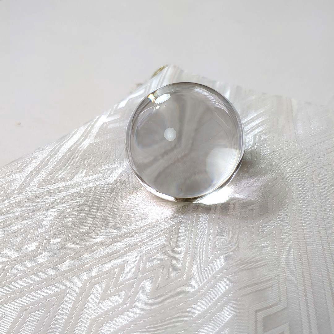 #本水晶玉　#保証書付き 桐箱入 不純物無し‎無色透明 丸玉 直径 約５．５ｃｍ