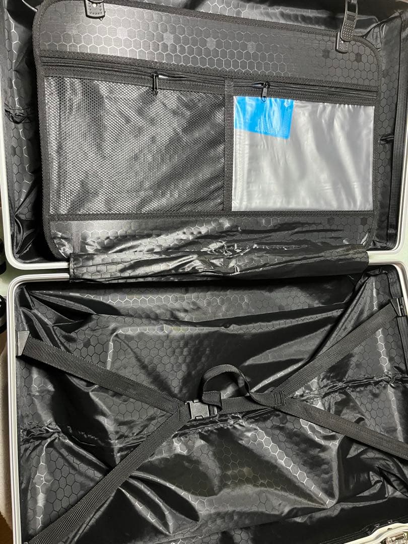 ☘️スーツケース 80L☘️アルミフレーム 大型トロリーケース 軽量 6泊7日