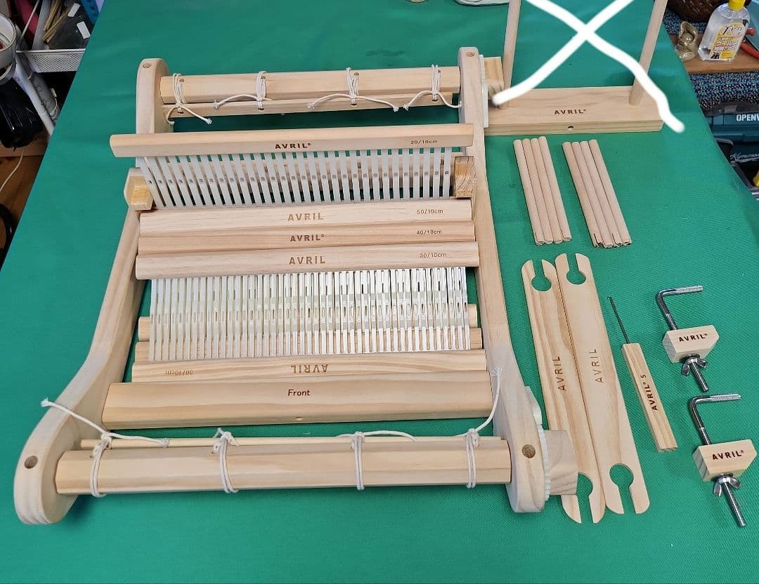 機織り道具　アヴリル卓上織り機　Loom30　へドル4種類付き　必読説明文