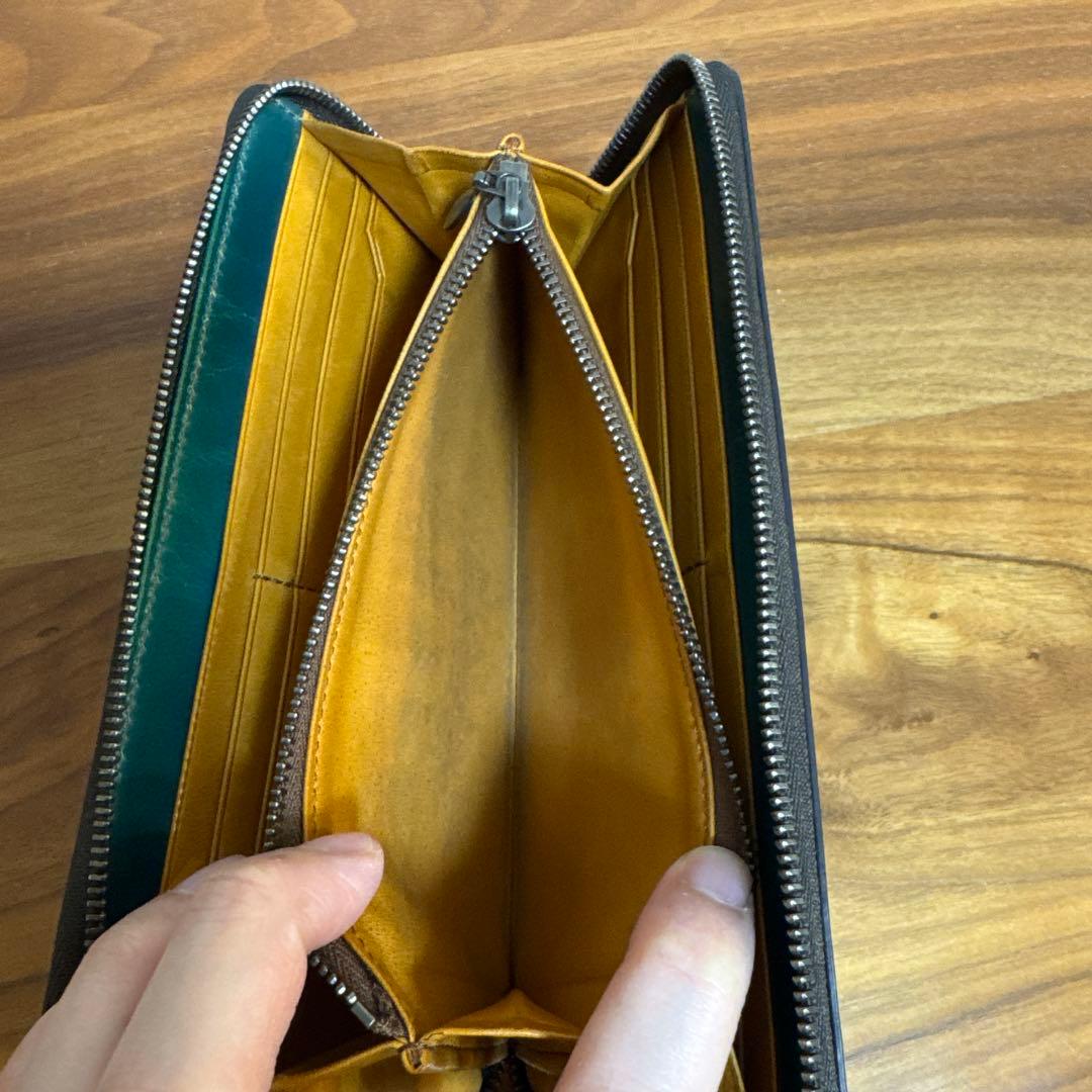 YUHAKU ラウンドファスナー長財布　フォスキーア　牛革　ブルー