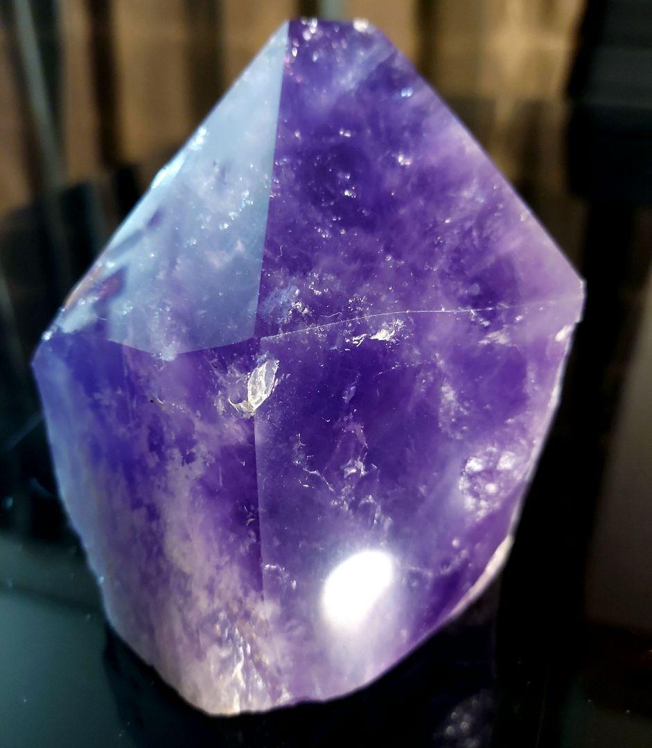 超超デカイ！ 紫水晶 アメジスト 単結晶 原石 670グラム！ 234