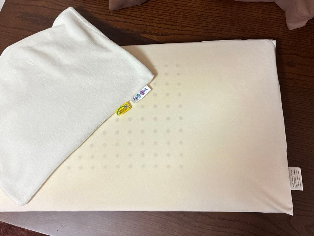 【美品】マニフレックス枕　フラットピッコロ　女優まくら