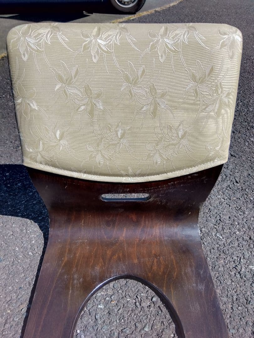 木工座椅子　穴あきデザインの座椅子　10脚セット