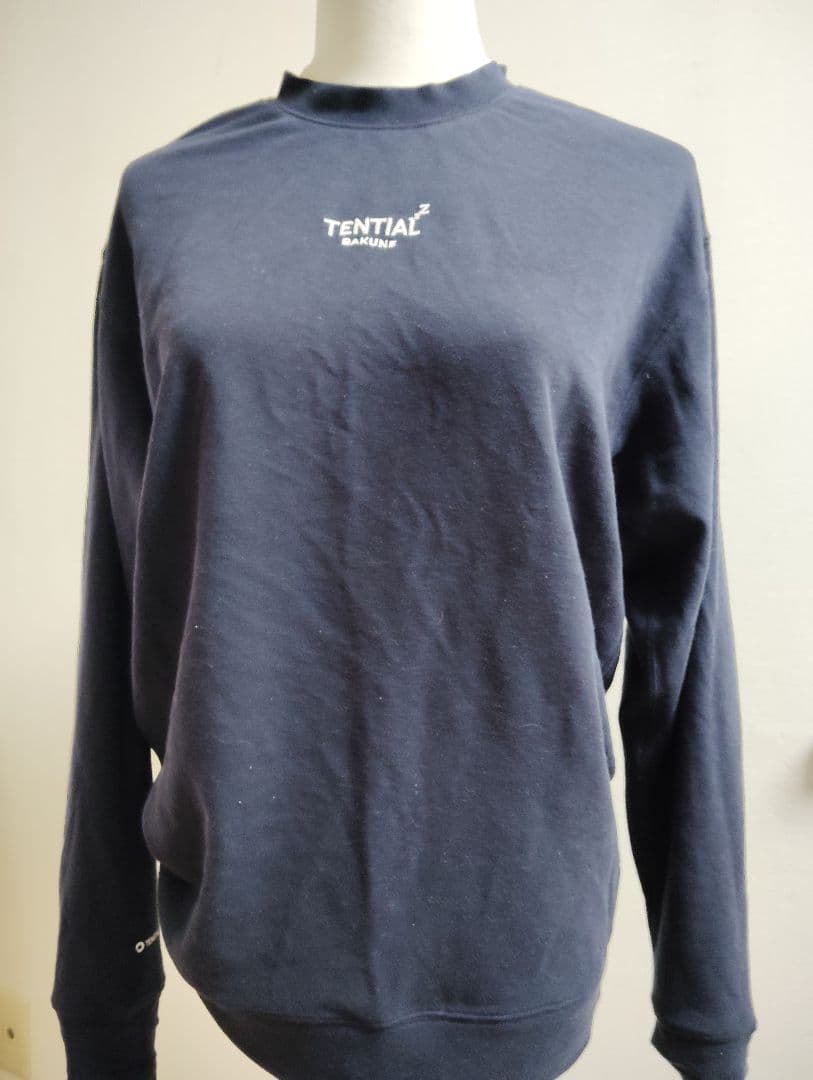 大人気、爆寝 ネイビー カラーMサイズ上下セットCM中