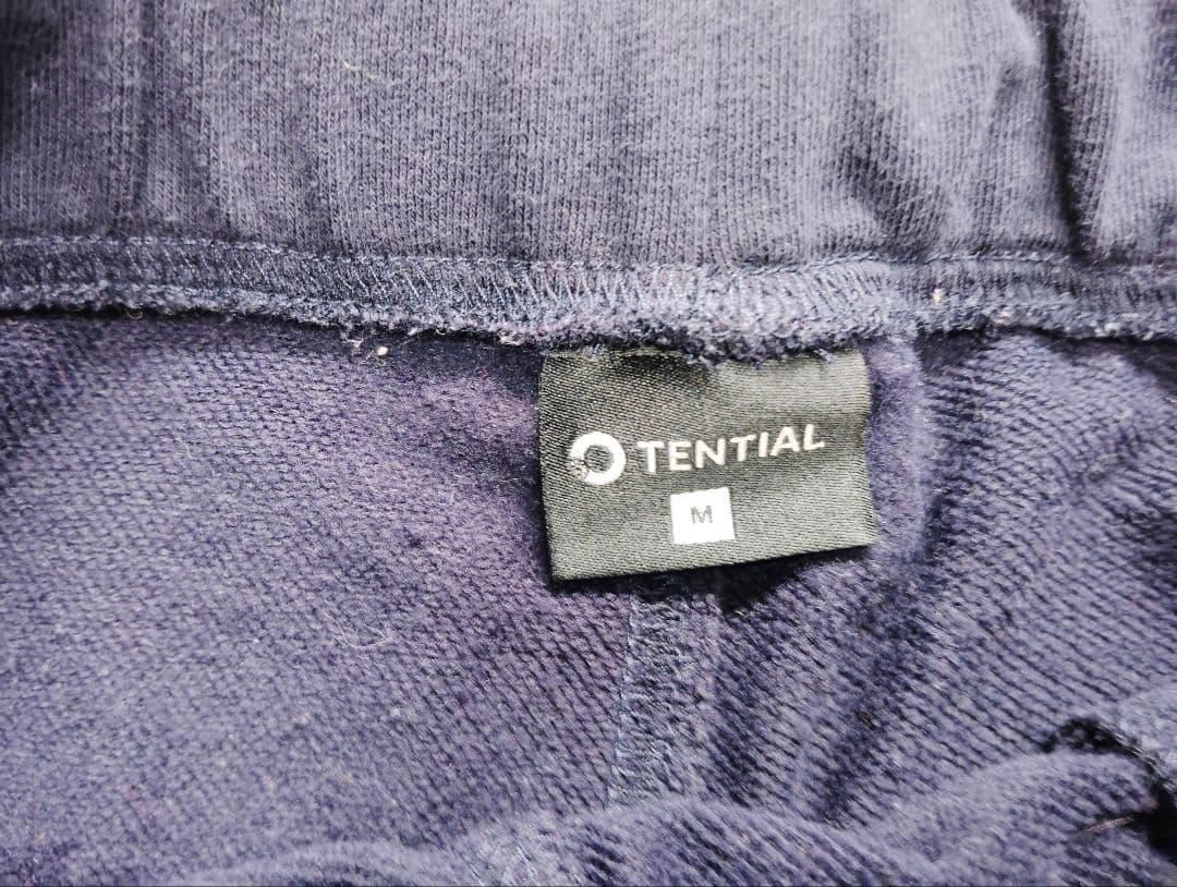 大人気、爆寝 ネイビー カラーMサイズ上下セットCM中