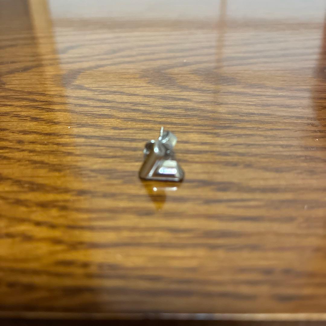 ルイヴィトン片耳ピアス(値下げ中)