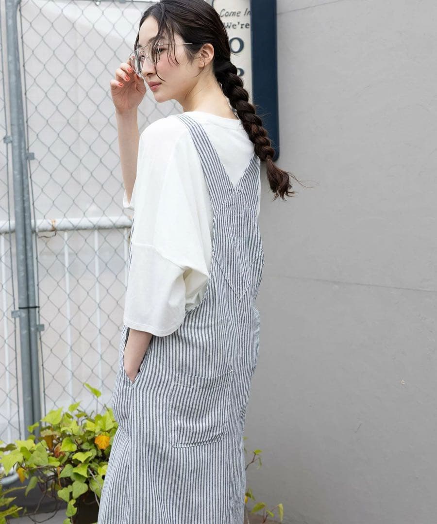 美品 niko and FINEリネンステッチジャンパースカート