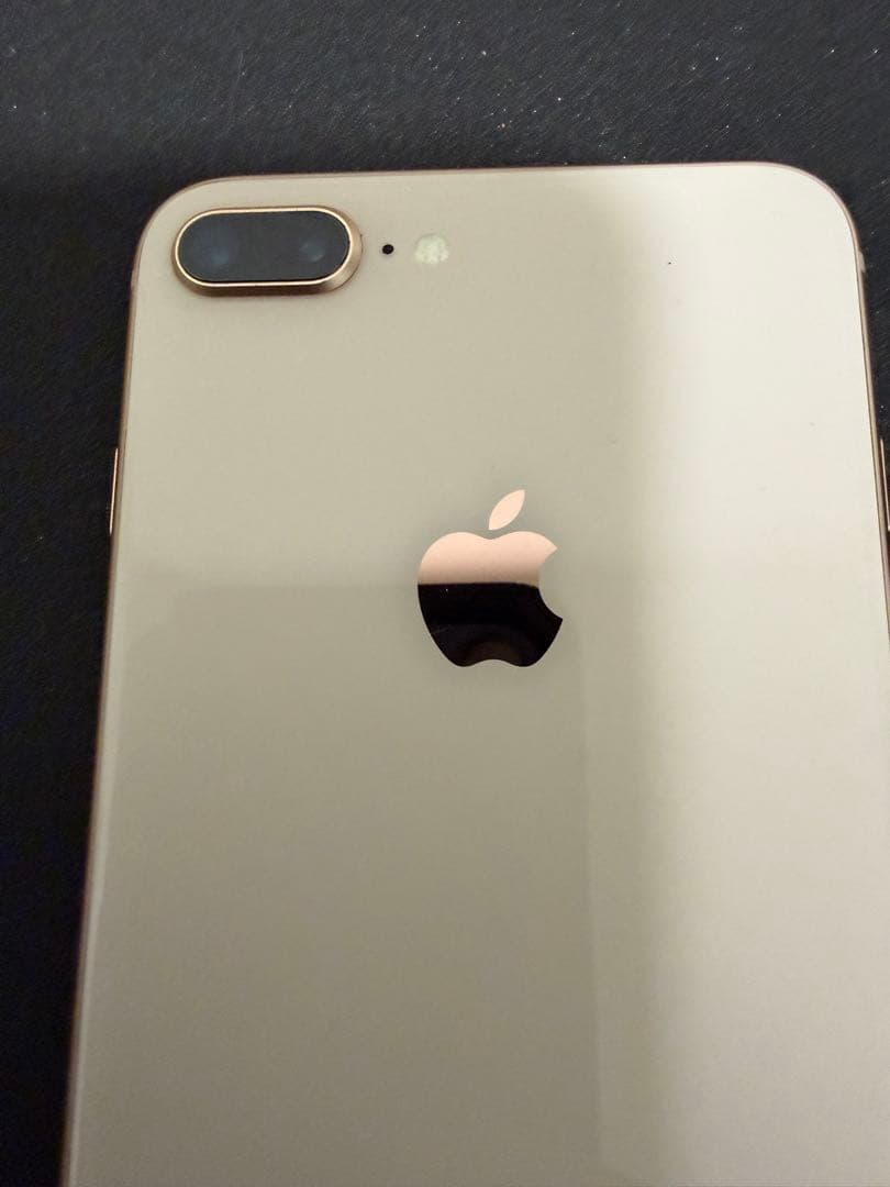 Apple iPhone 8 Plus 中国販売分　SIMフリー