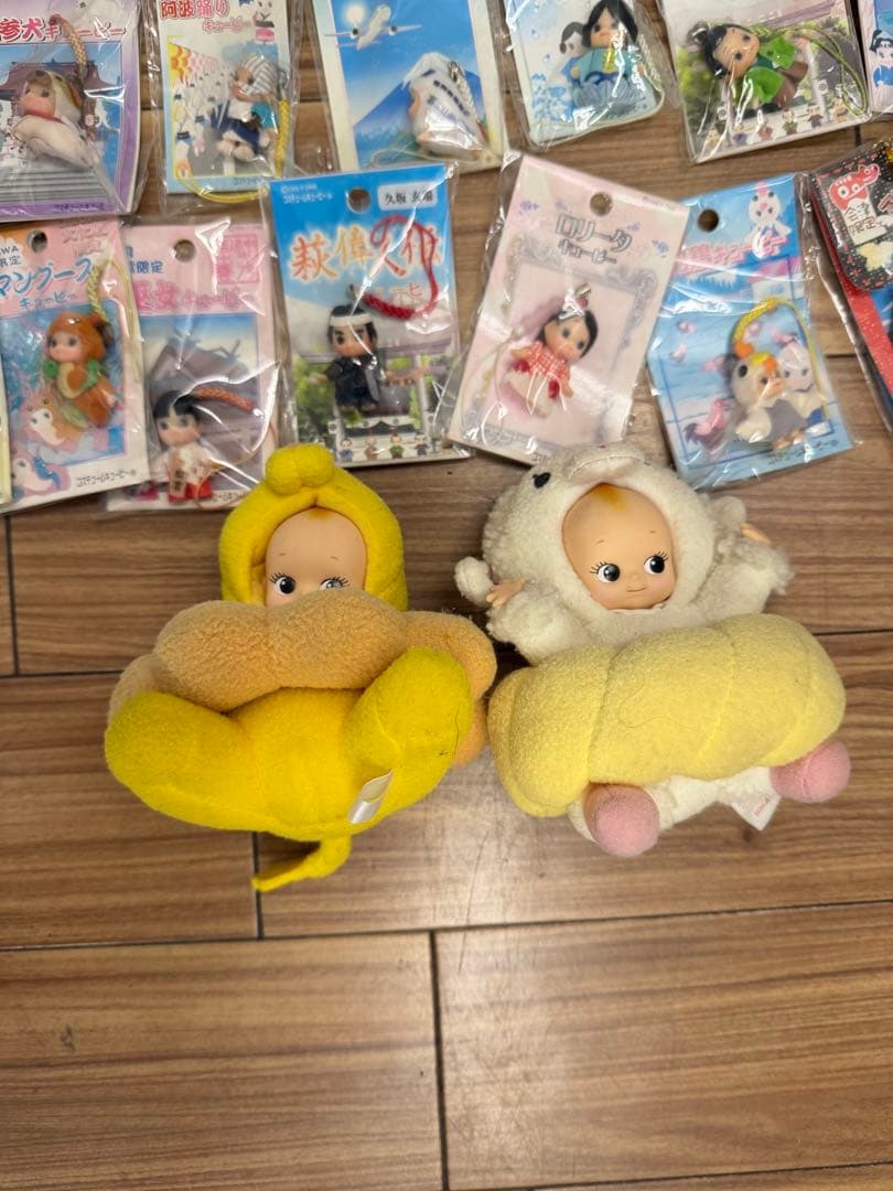 キューピーちゃん　キューピー　ご当地　ストラップ　まとめて　約90点