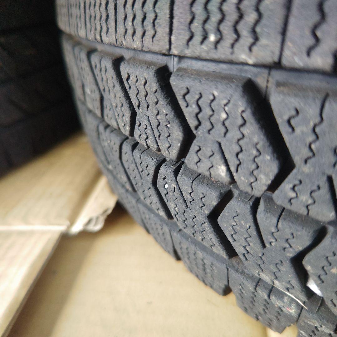 BRIDGESTONE BLIZZAK 205/70R16 2024年製