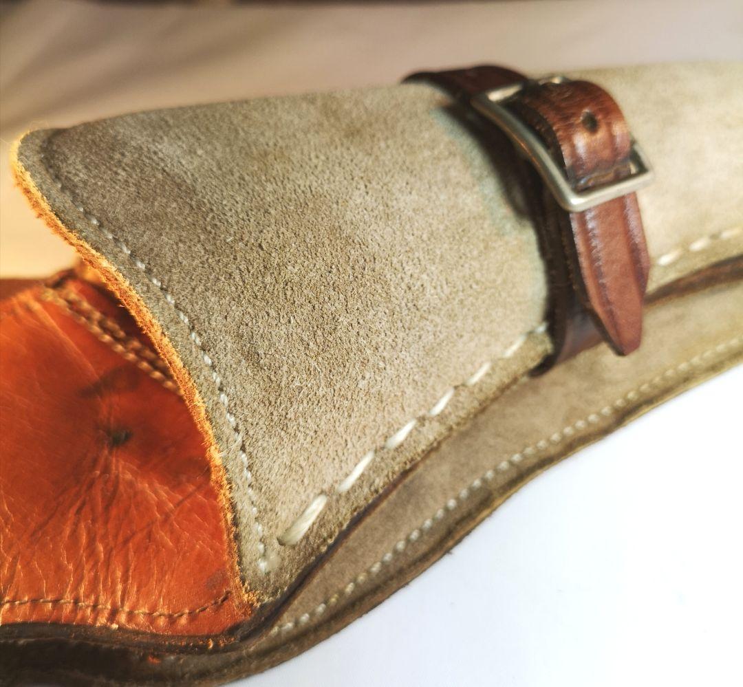 クリント.イ一ストウッドが ”荒野の用心棒\"等で愛用した ホルスターのレプリカ品