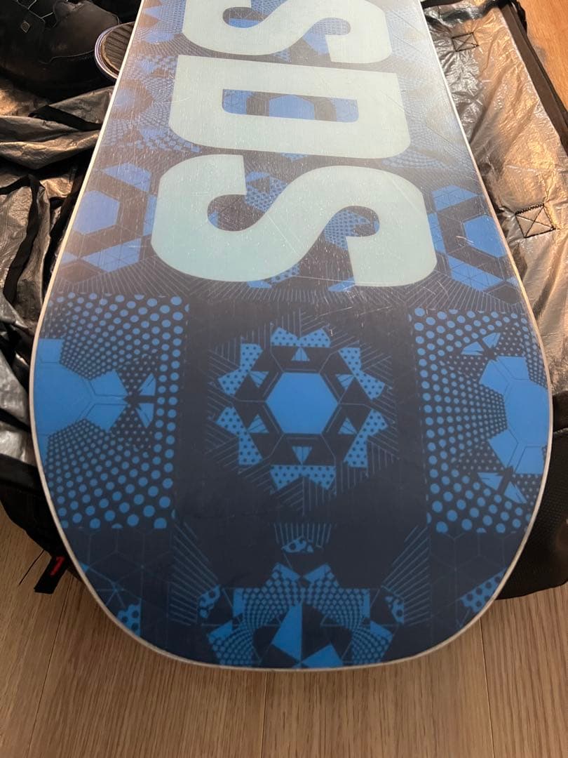 スノーボードセット（ボード・バインディング・ブーツ・カバン・ボードカーバー）