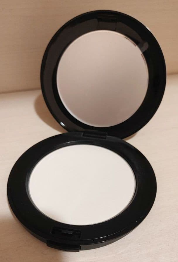 【くる】カネボウファンデーション+おしろい