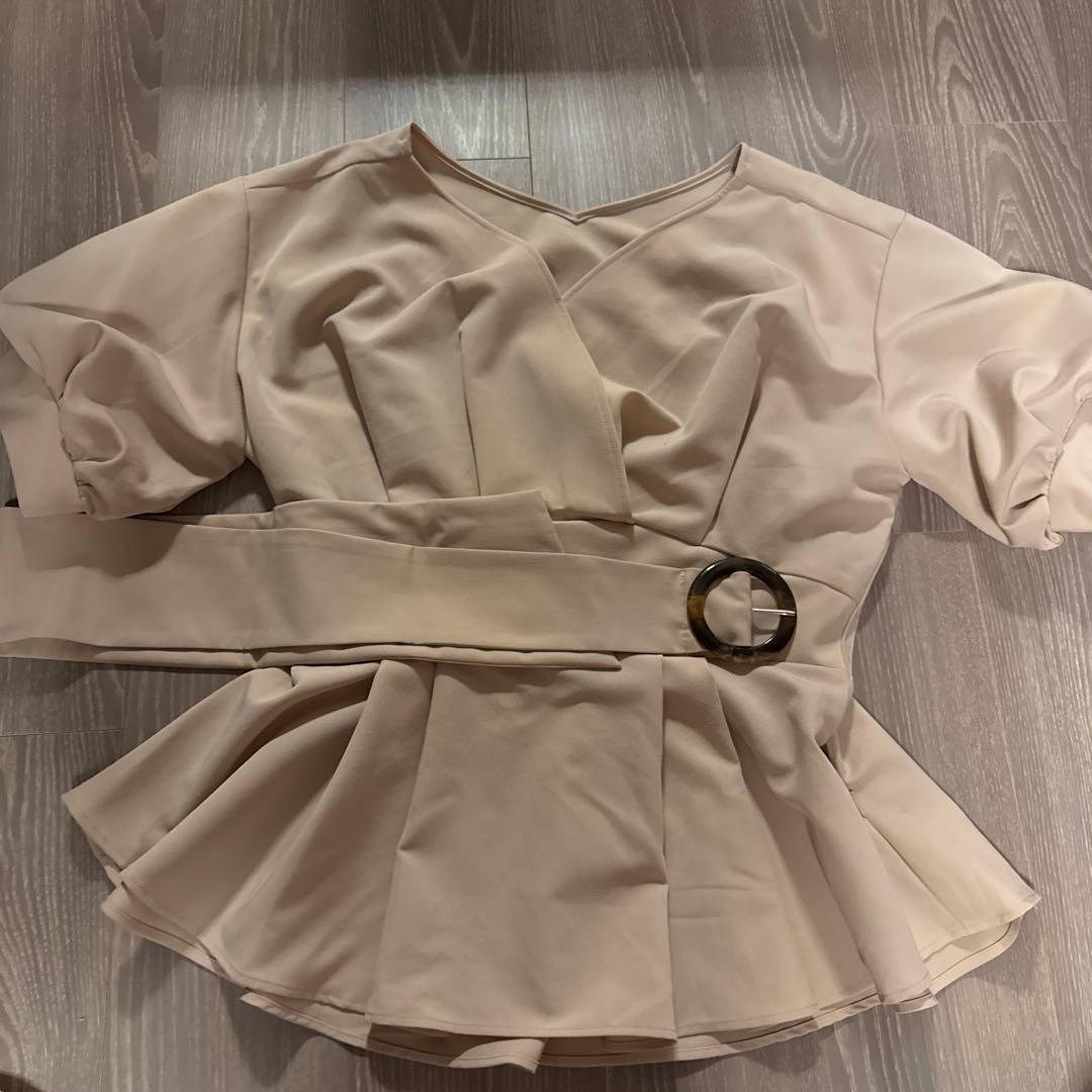 オーバーイー　over e E トップス　ハートクローゼット