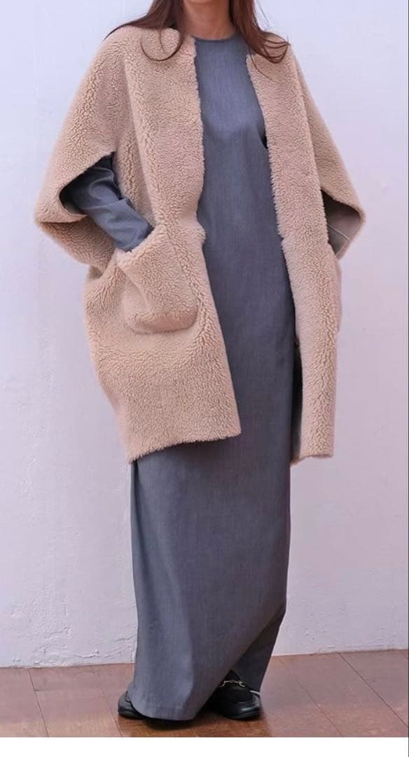 AKTE ボアケープ　ベージュ　タグ付き