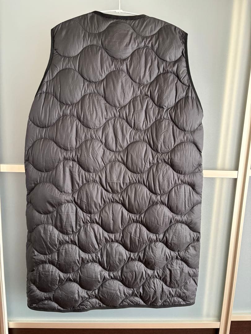 UNIQLO Theory ウルトラライト ダウンロングベスト ブラックMサイズ