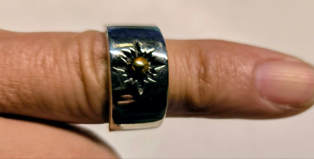 現品限り　太陽モチーフ シルバーリング 14.5号 A8