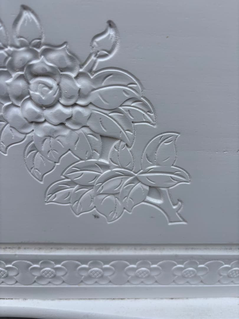 ロココ調　ベンチ型収納BOX