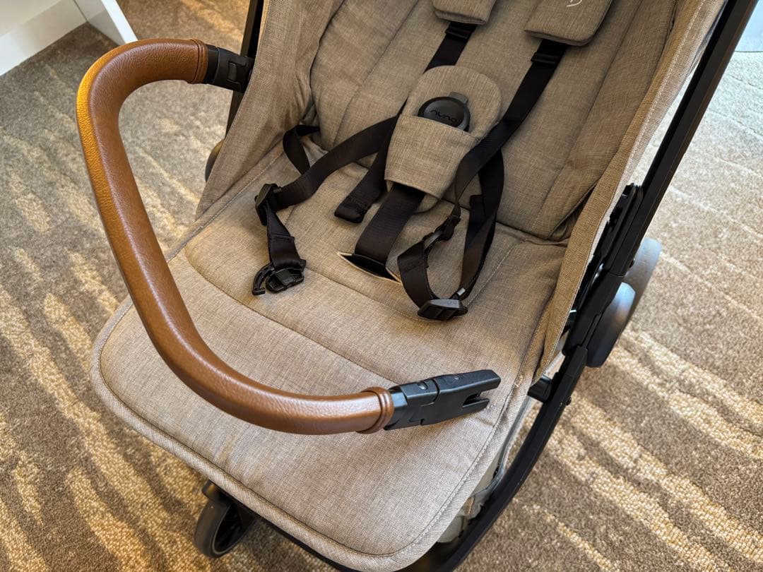 nuna trvl ヌナ ベビーカー ヘーゼルウッド