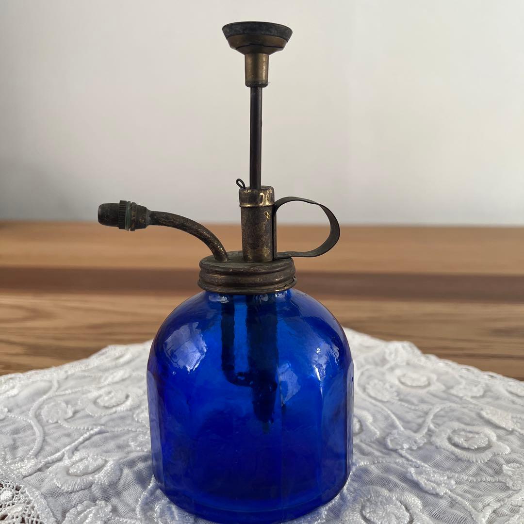 ヴィンテージ霧吹き ロイヤルブルーガラス瓶& 真鍮　made in UK