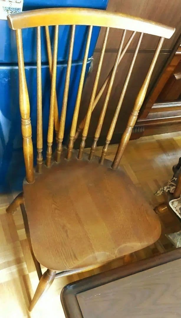 〈参考用/引取限定〉　天然木ハイバックチェア　飛驒産業キツツキマーク