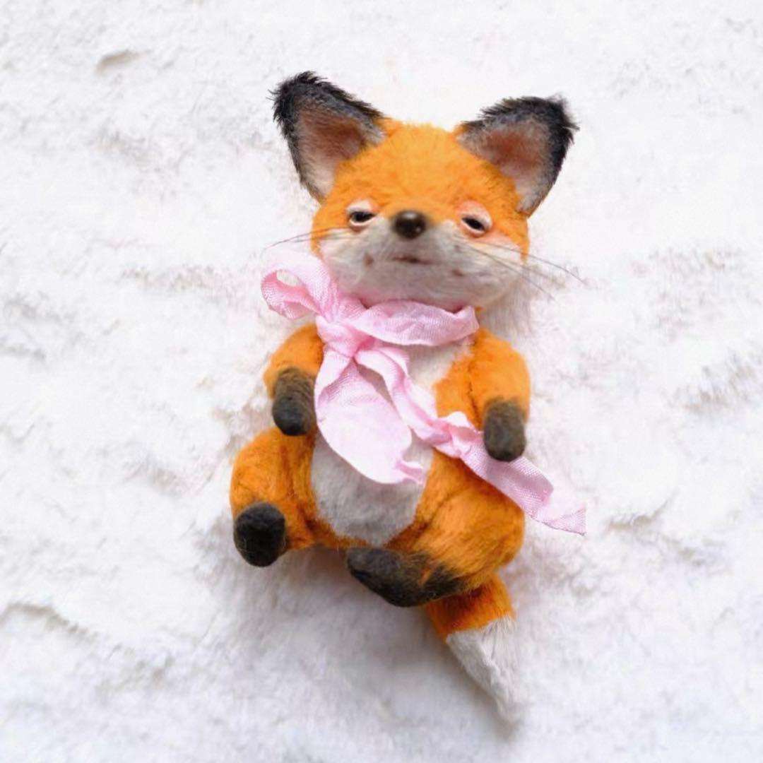 目を閉じれば 仔キツネ アーティストベア 海外作家様 ハンドメイド ぬいぐるみ