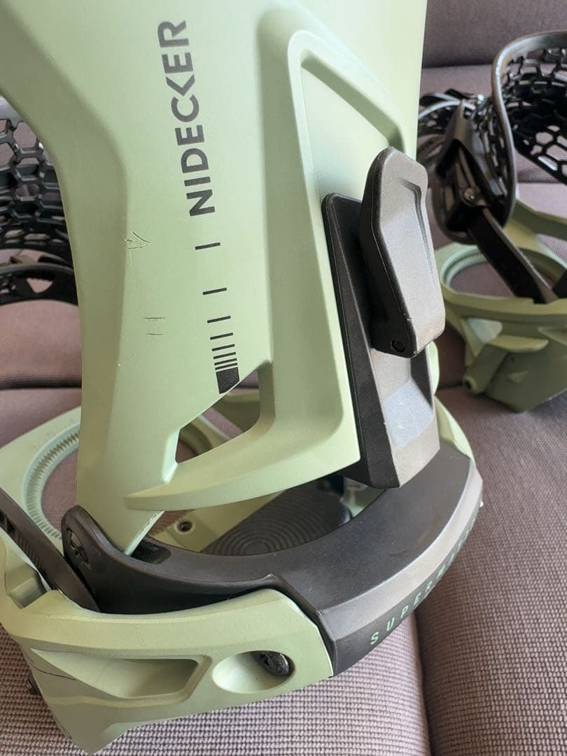 Nidecker Supermatic スノーボードビンディング グリーン
