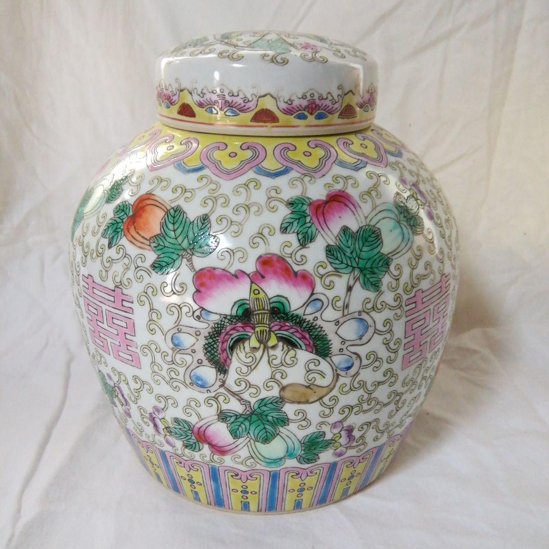 中国の粉彩色絵壺