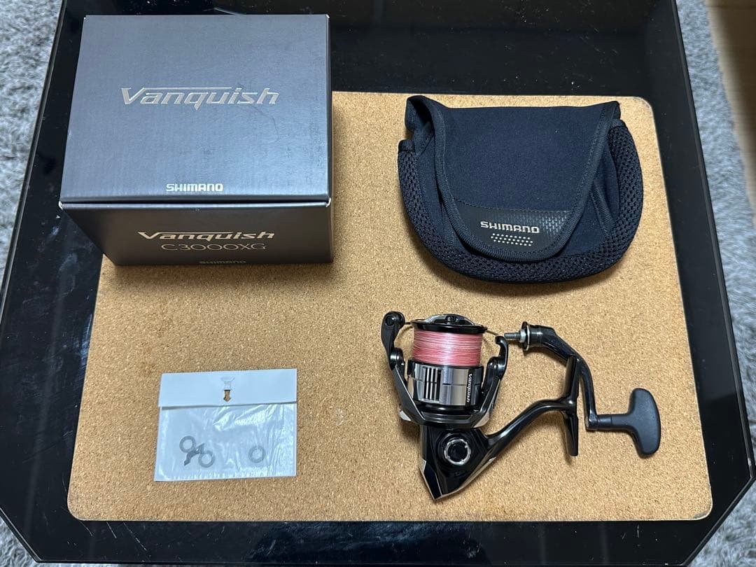 SHIMANO シマノ　C3000XG スピニングリール