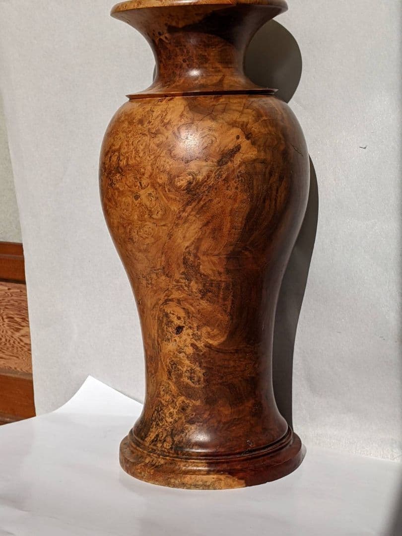 ケヤキ玉杢　①　花瓶　壺　珍品　高級品　入手困難