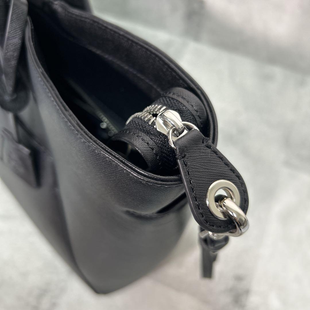 【極美品】PID トートバッグ サフィアーノレザー ブラック 大容量 自立 舟型