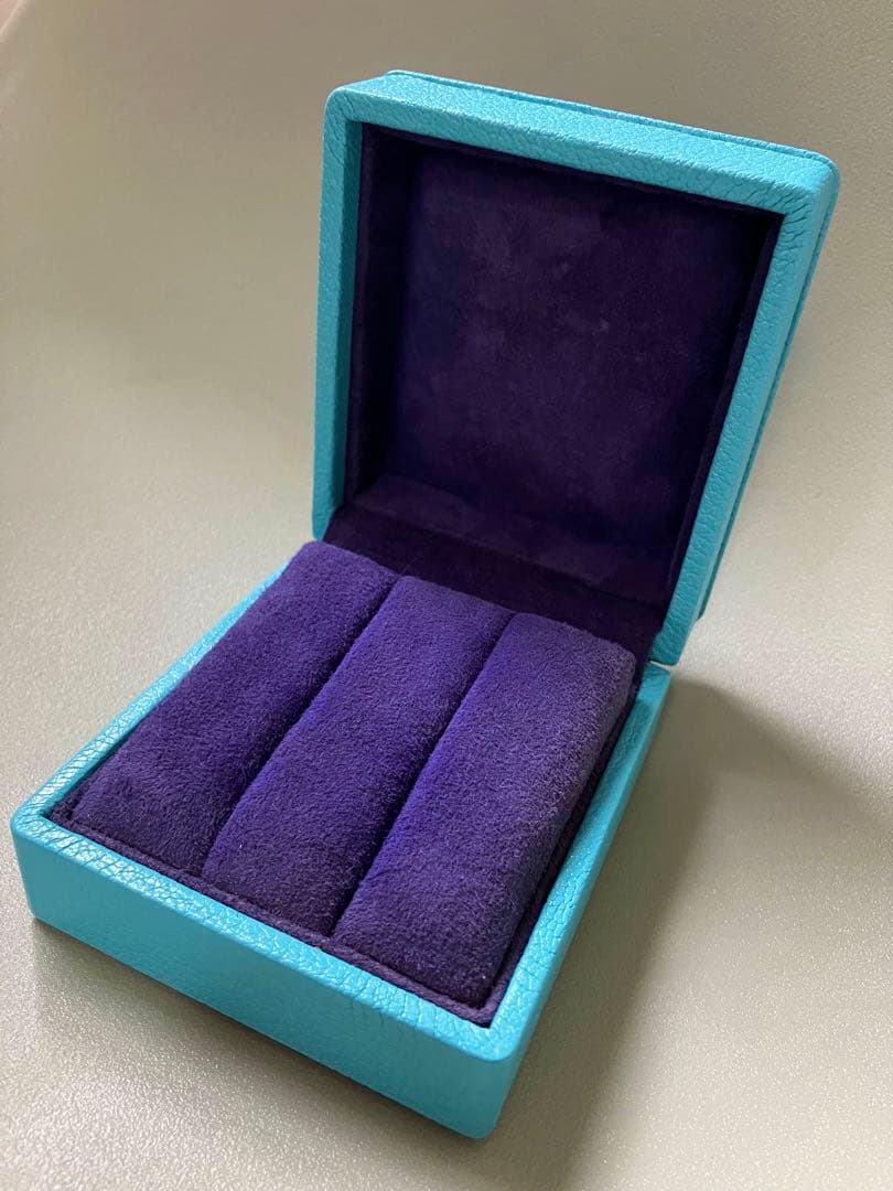 マリーエレーヌドゥタイヤック　ジュエリーボックス