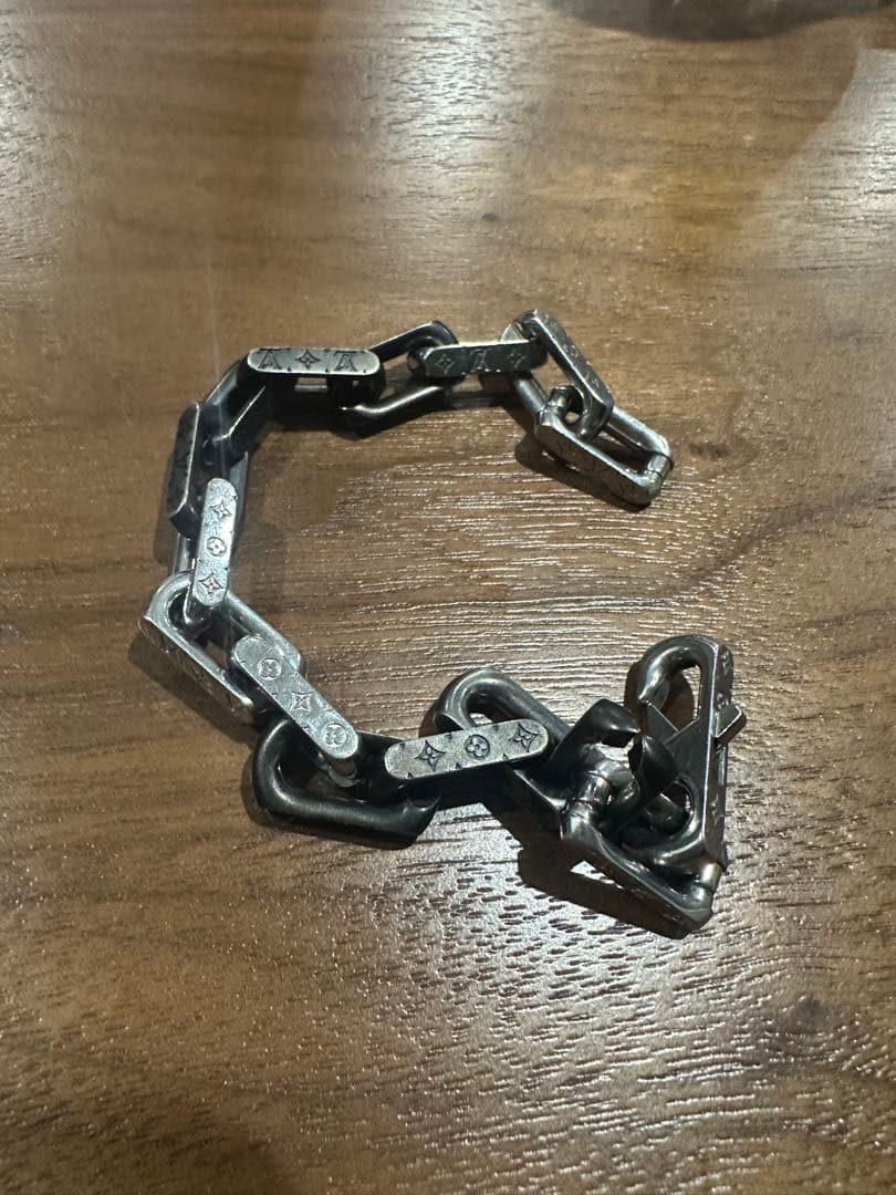 Louis Vuitton シルバー ブラック ブレスレット