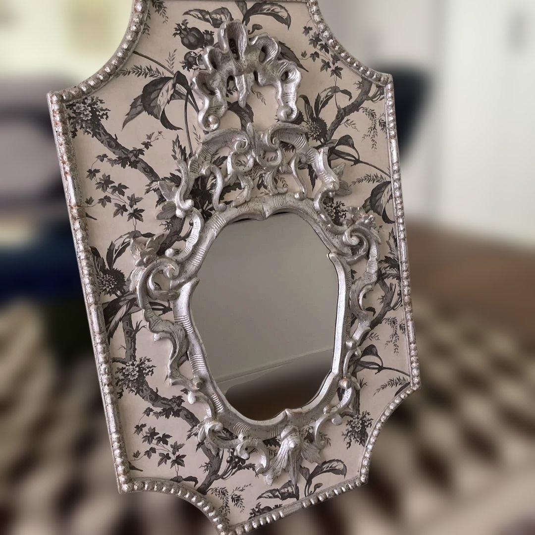 クラシックな花柄オーバルミラー　エルシオ