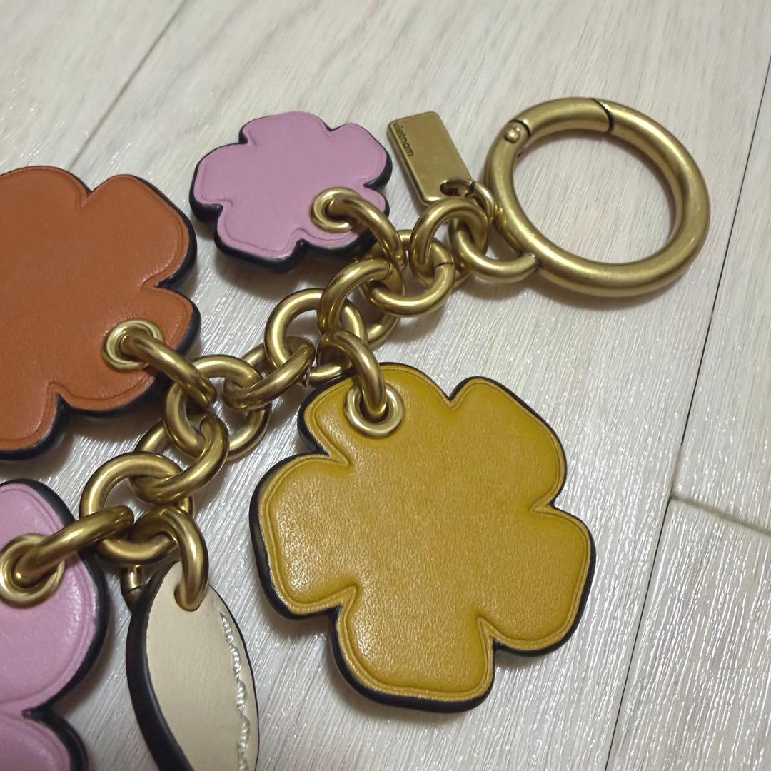 COACH ティーローズ バッグチャーム キーホルダー フラワー 花 オレンジ