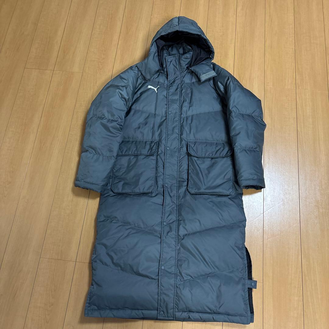 PUMAサッカーベンチコート〔メンズL〕