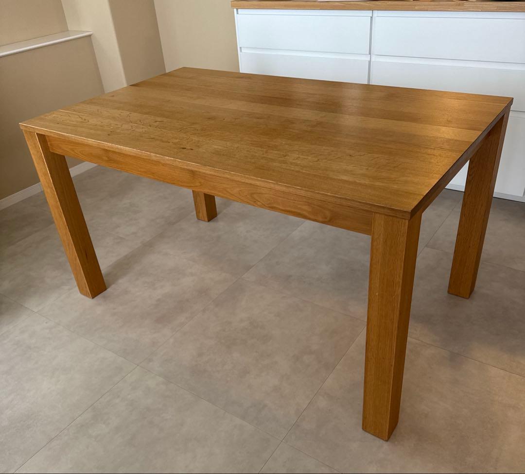本当に綺麗です！★イケア★人気廃番★オーク材★ダイニングテーブル★SJUHULT