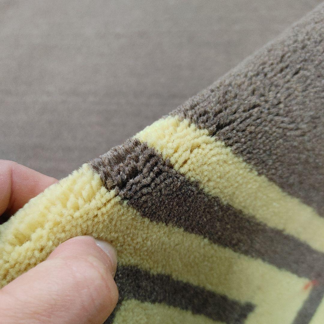 ペルシャ絨毯　新品　シルク（ビスコース）機械織り 305x204 高級品