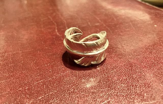 参考出品　ゴローズ フェザーリング15号 左