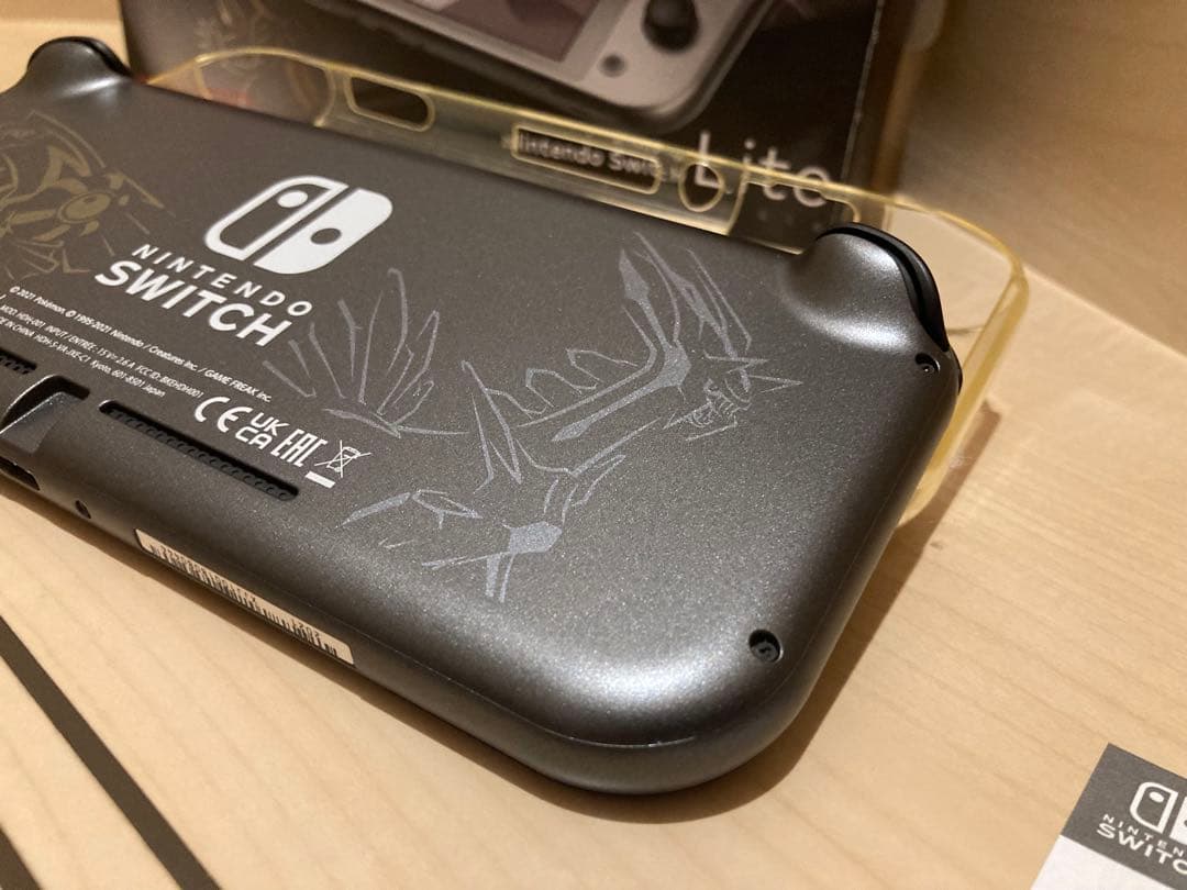 Nintendo Switch Lite （限定モデル ディアルガ・パルキア）