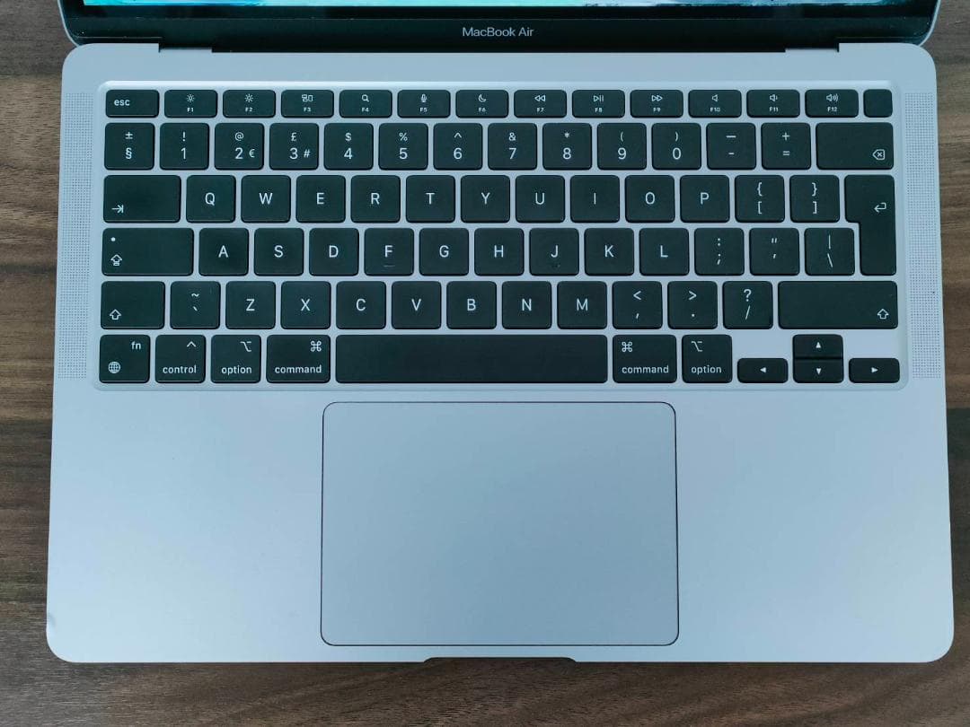 充電104 MacBook Air 2020 13型M1 512G USキーA6