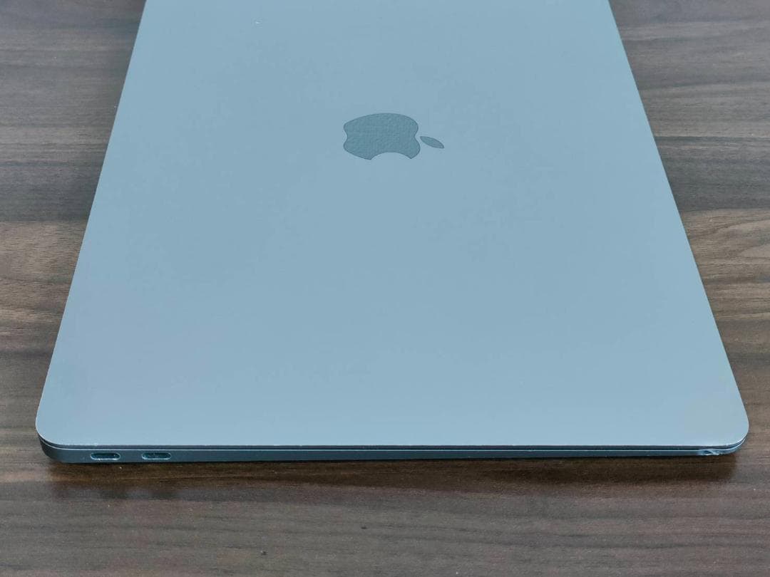 充電104 MacBook Air 2020 13型M1 512G USキーA6
