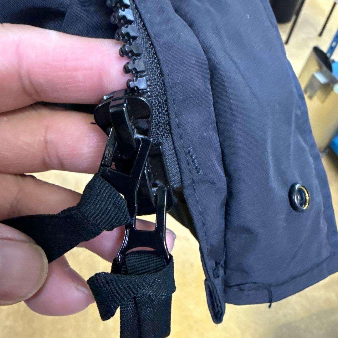 軍放出品　スウェーデン軍GORETEX