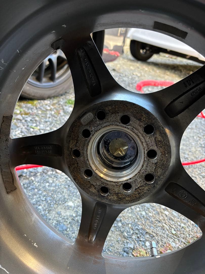 ピレリ　195/65/R15 スタッドレス　4本ホイール付き