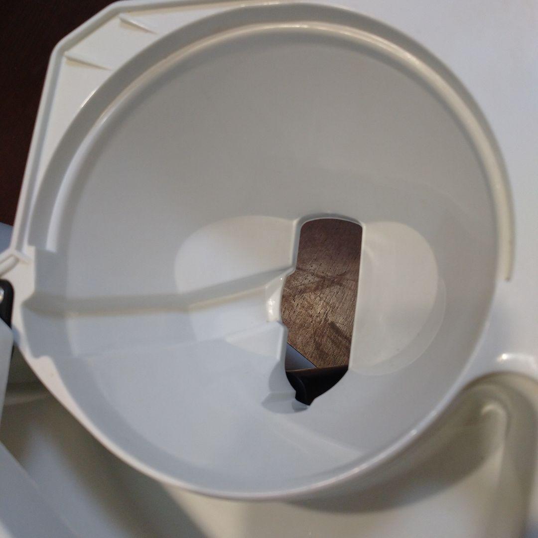 マ*ュ様 DeLonghi コンピコーヒーメーカー BC041J-W