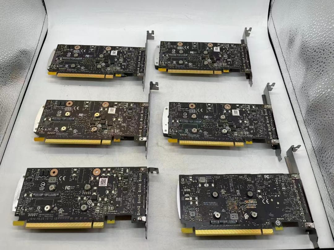 m*o様 QUADRO P1000 *4個 / P620 *1個 / P400